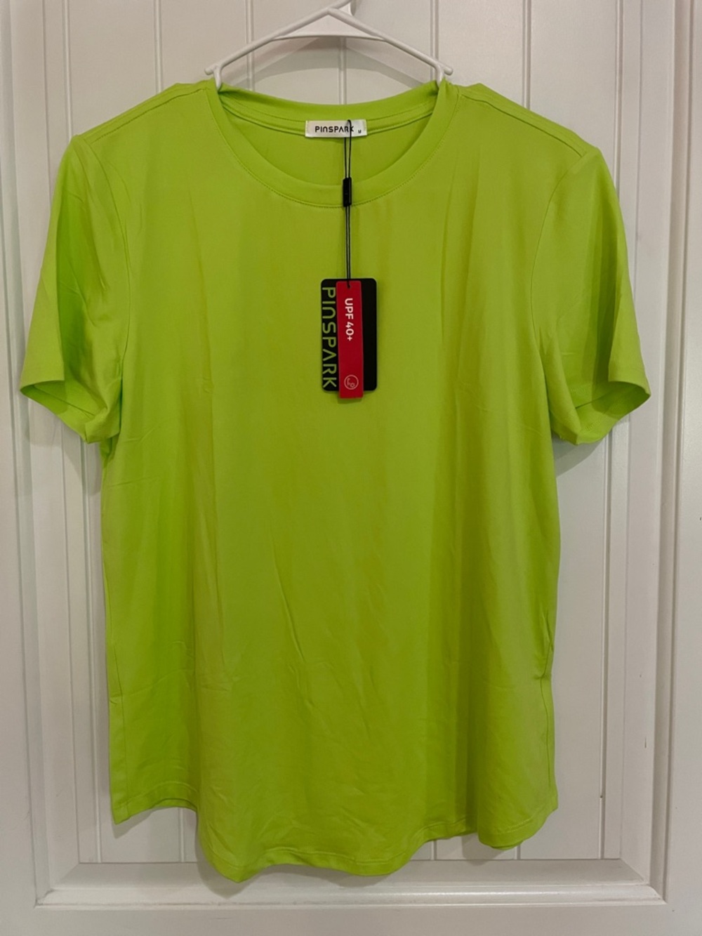 Pinspark neon green medium 40 SPF sun protection tshirt NWT
